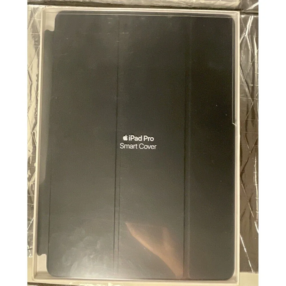 Apple Smart Cover (for 10.5-inch iPad Pro) - Charcoal Gray. New in Box